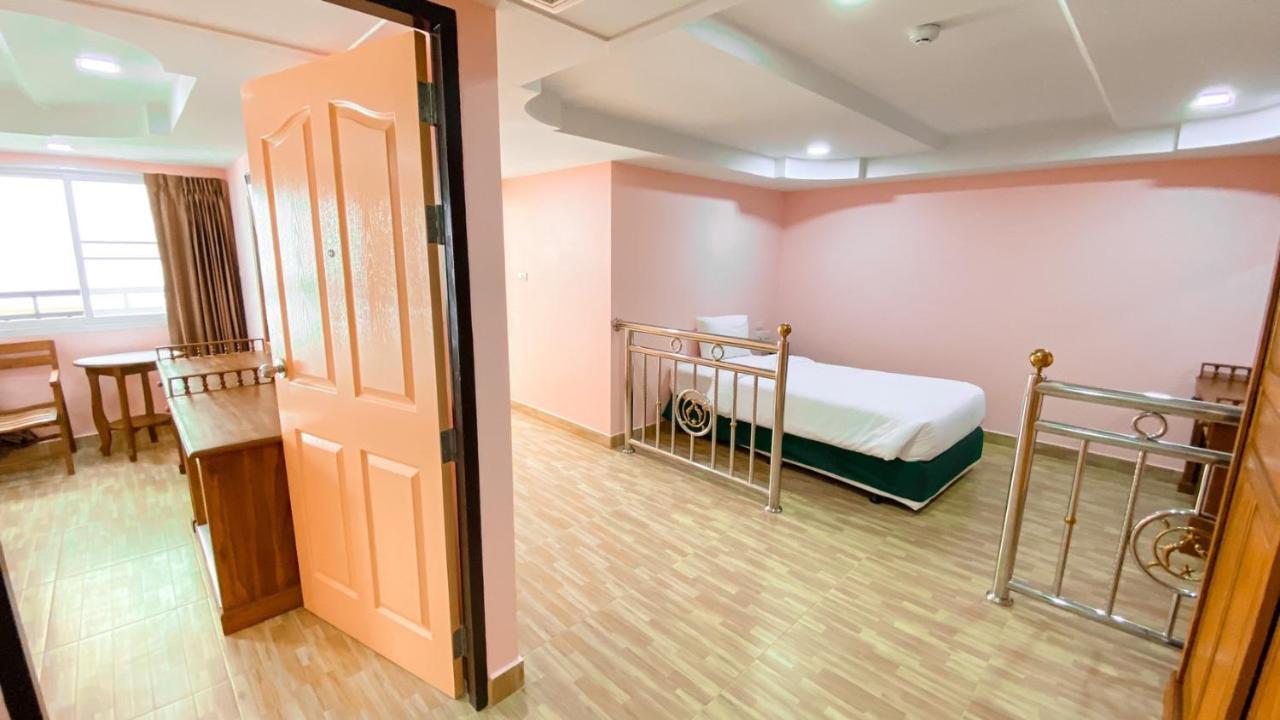 A.A. Pattaya Golden Beach Hotel מראה חיצוני תמונה