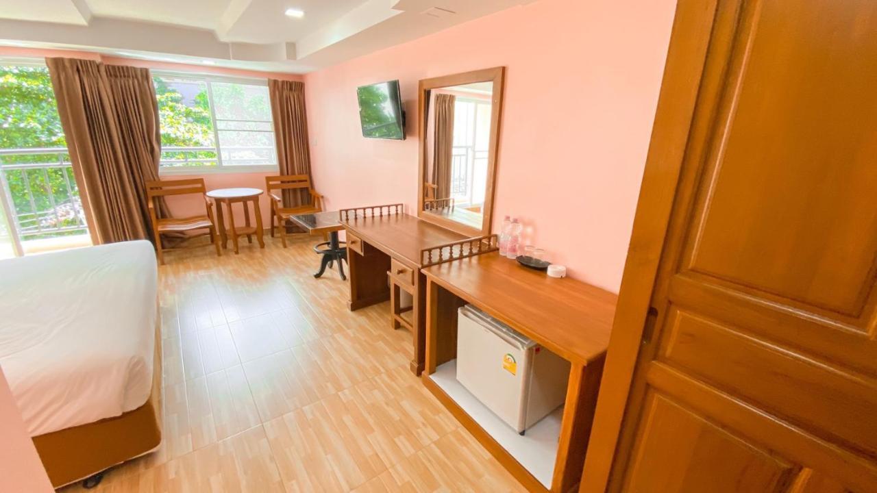 A.A. Pattaya Golden Beach Hotel מראה חיצוני תמונה
