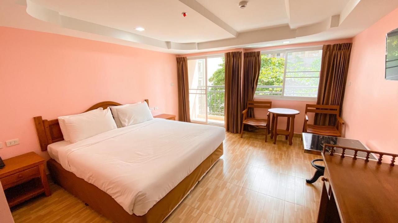 A.A. Pattaya Golden Beach Hotel מראה חיצוני תמונה